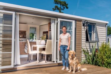 Animaux de compagnie en camping résidentiel : règles et bonnes pratiques