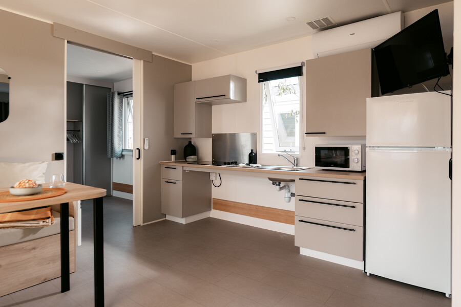 Mobil home PMR IRM life cuisine